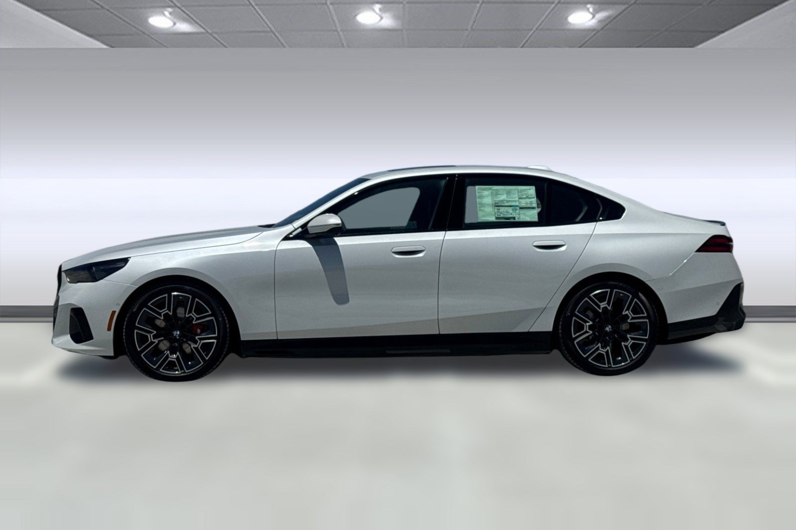 New 2027 BMW i5 xDrive40 w/ M Sport Package AWD/4WD image 2