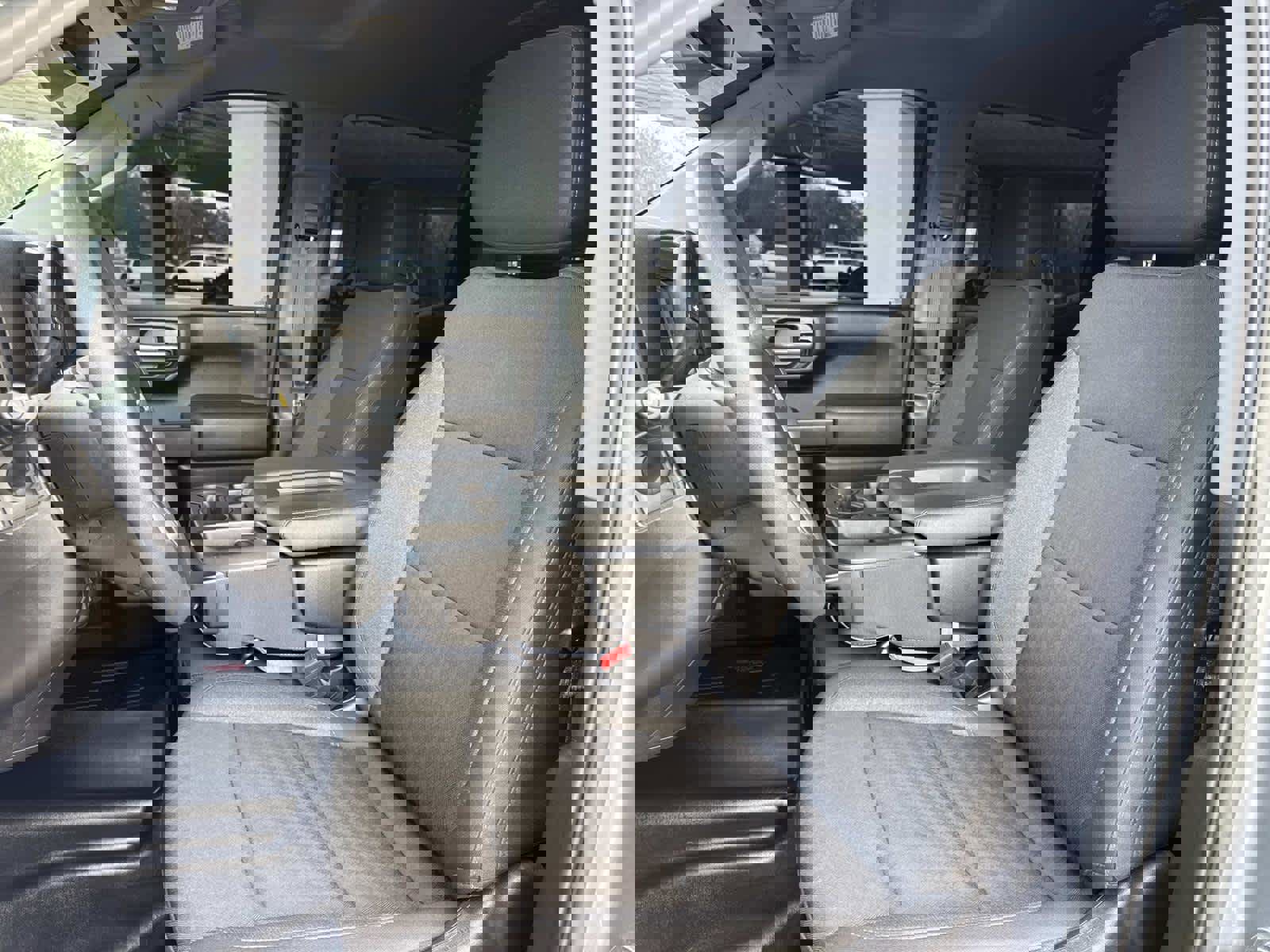 Used 2024 Chevrolet Silverado 1500 Custom image 32