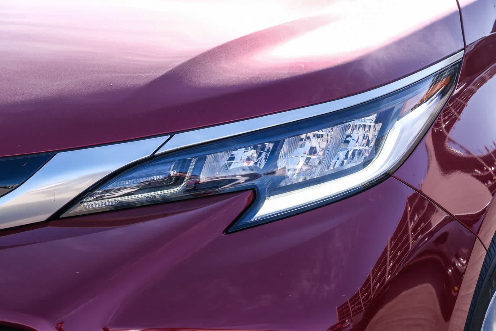 Certified 2021 Toyota Sienna XSE AWD/4WD image 12