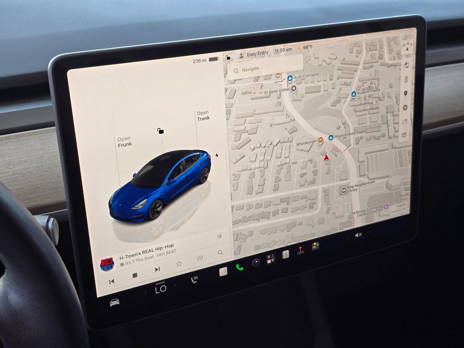 Used 2023 Tesla Model 3 Standard Range RWD image 18