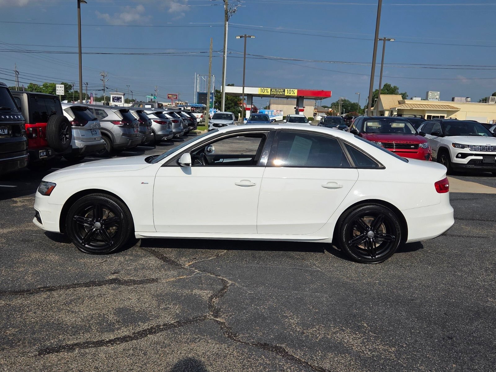 Used 2016 Audi A4 2.0T Premium AWD/4WD image 4