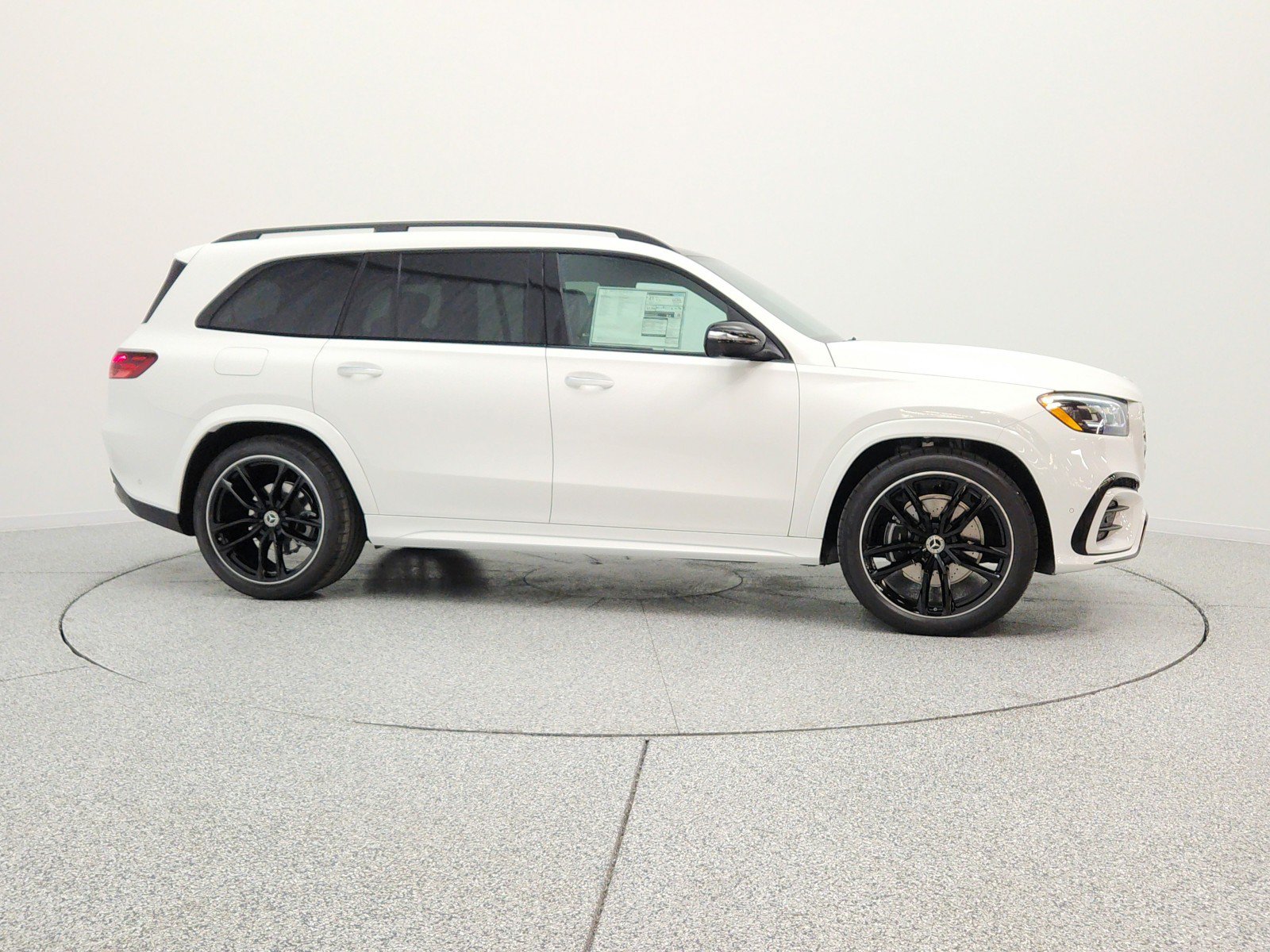 New 2026 Mercedes-Benz GLS 450 4MATIC image 4