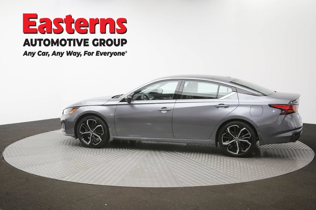 Used 2023 Nissan Altima 2.5 SR FWD image 60