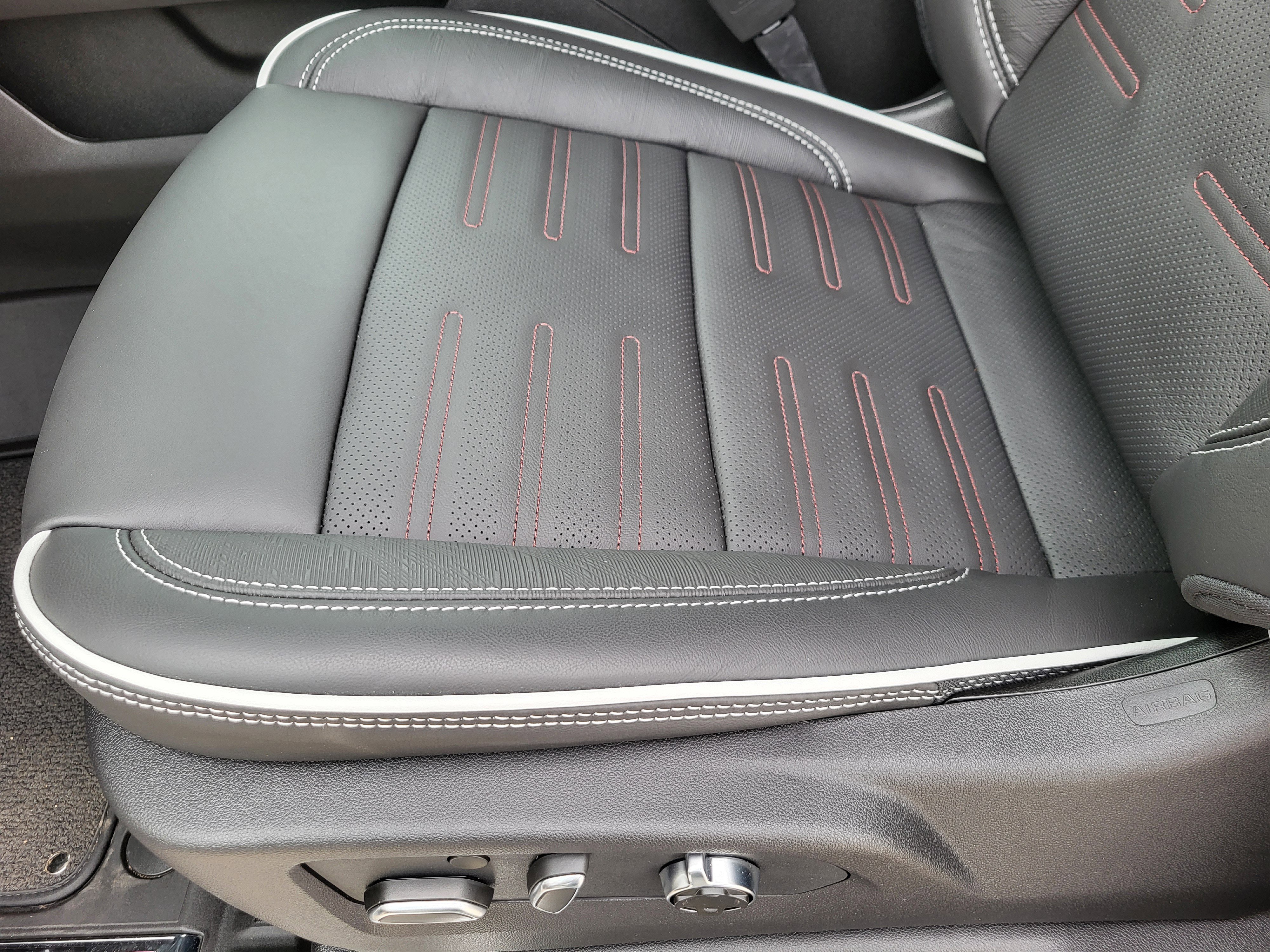 New 2026 GMC Sierra 2500 AT4X w/ LPO, Black Badging Package image 20