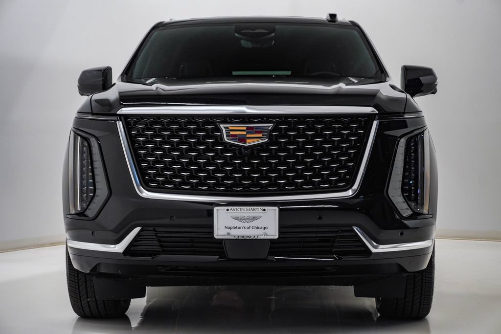 Used 2026 Cadillac Escalade ESV Luxury w/ LPO, Floor Liner Package AWD/4WD image 6