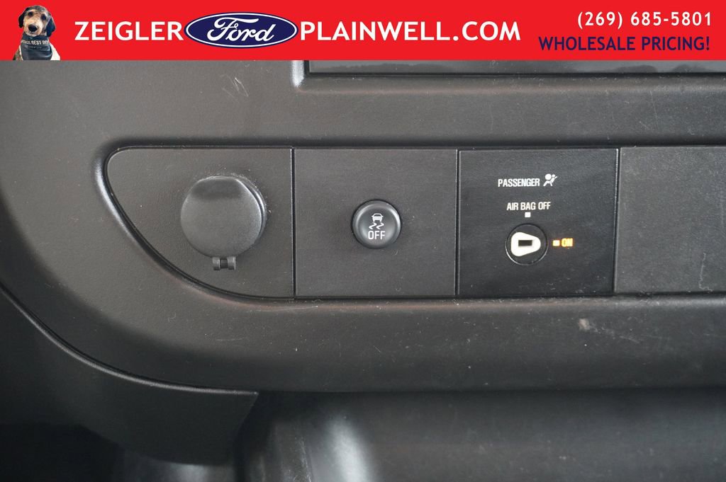 Used 2024 Chevrolet Express 2500 w/ Driver Convenience Package image 16