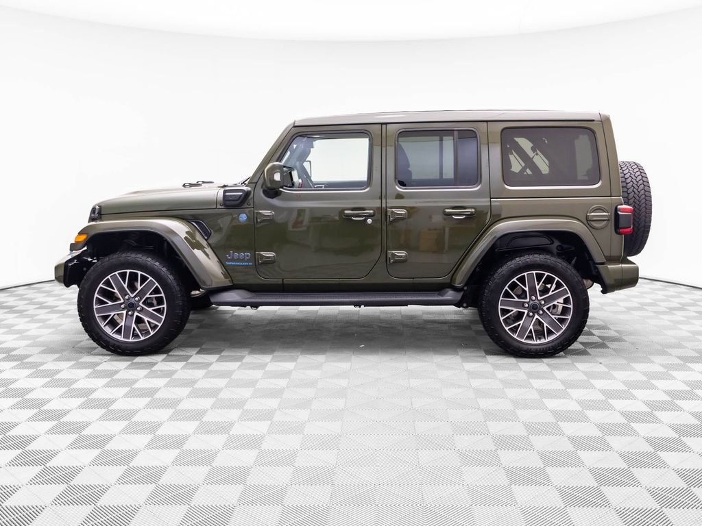 Used 2024 Jeep Wrangler High Altitude AWD/4WD image 2