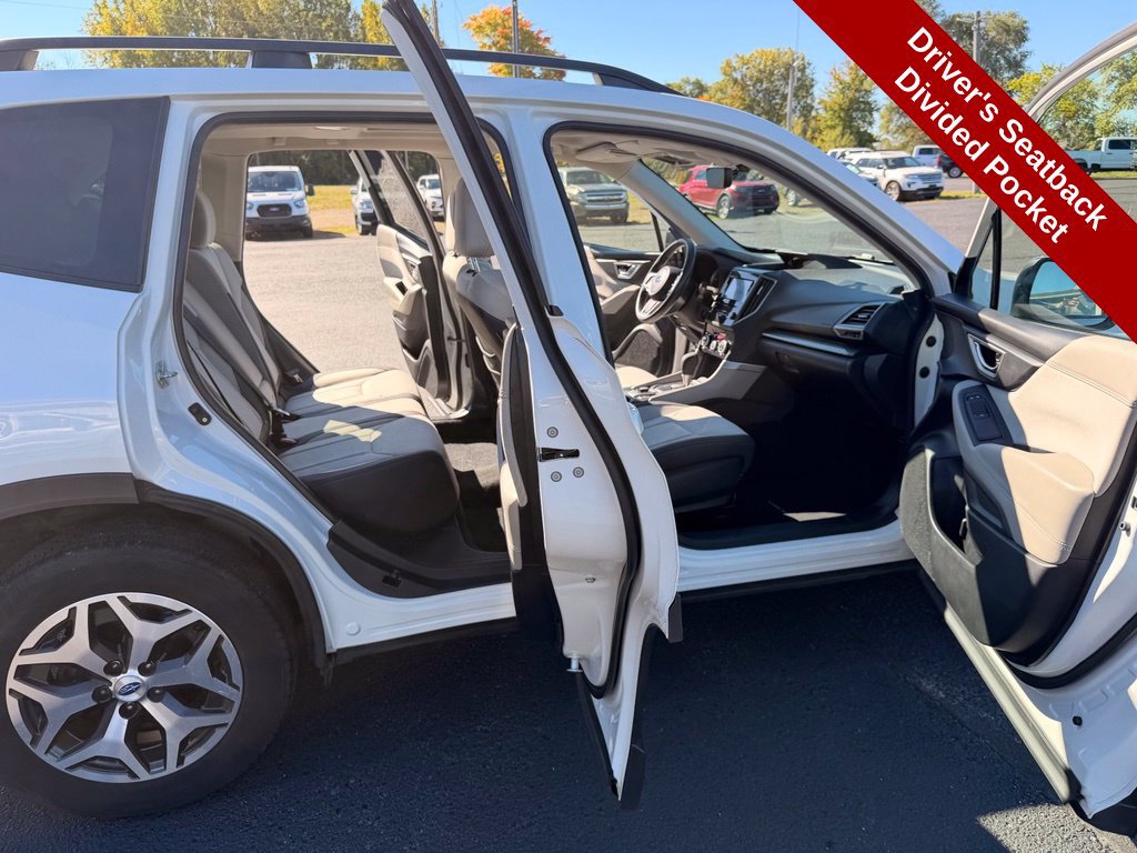 Used 2021 Subaru Forester Premium AWD/4WD image 24