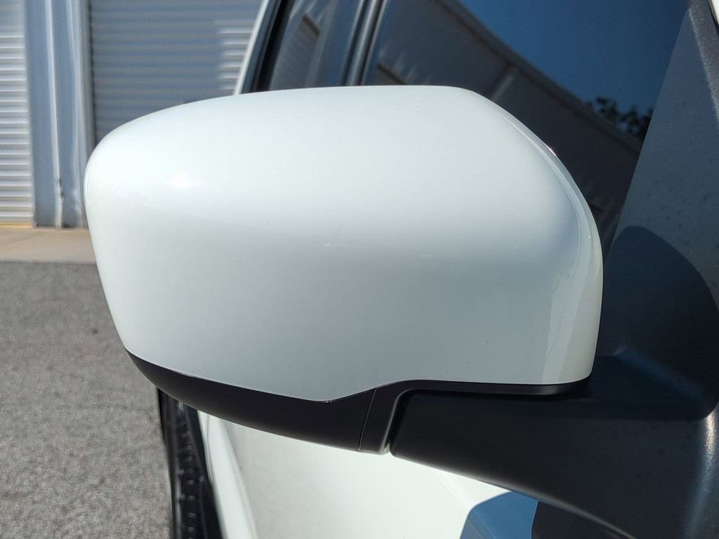 Certified 2024 Nissan Frontier PRO-4X w/ Off-Road Protection Package image 12