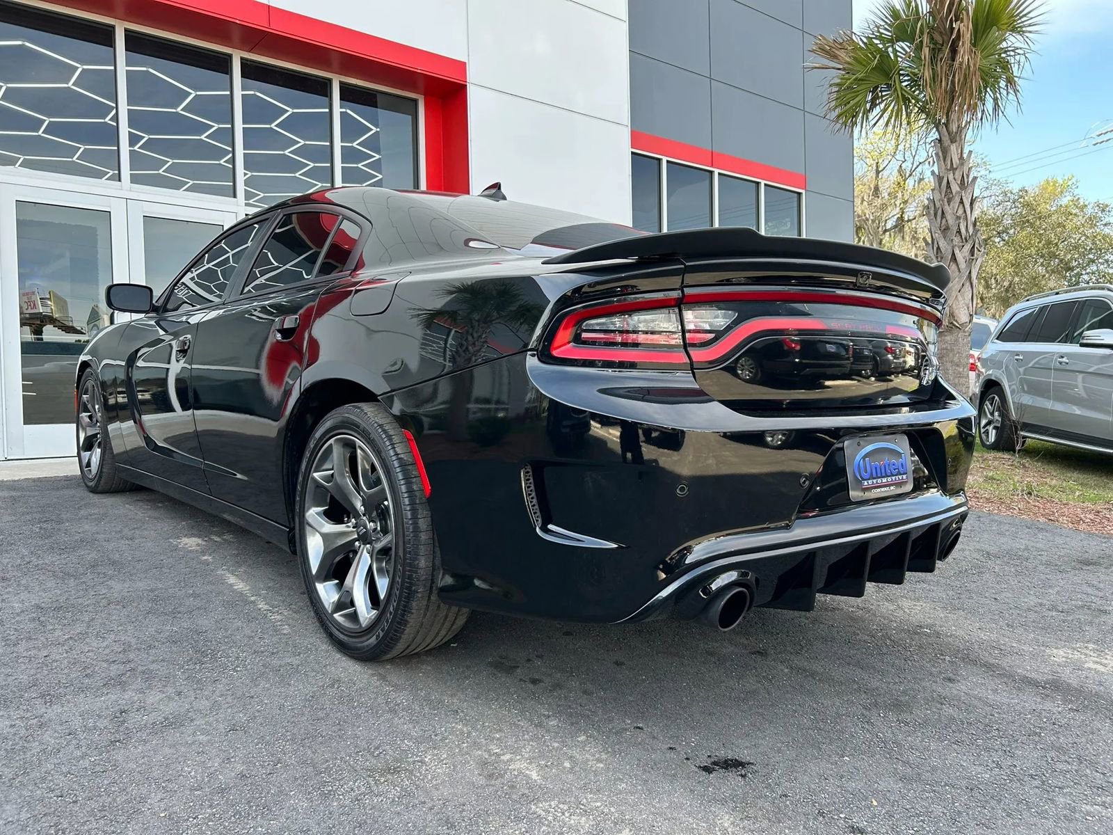 Used 2020 Dodge Charger Scat Pack image 6