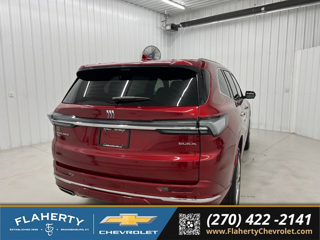 Used 2026 Buick Enclave Avenir w/ Super Cruise Package AWD/4WD video 3
