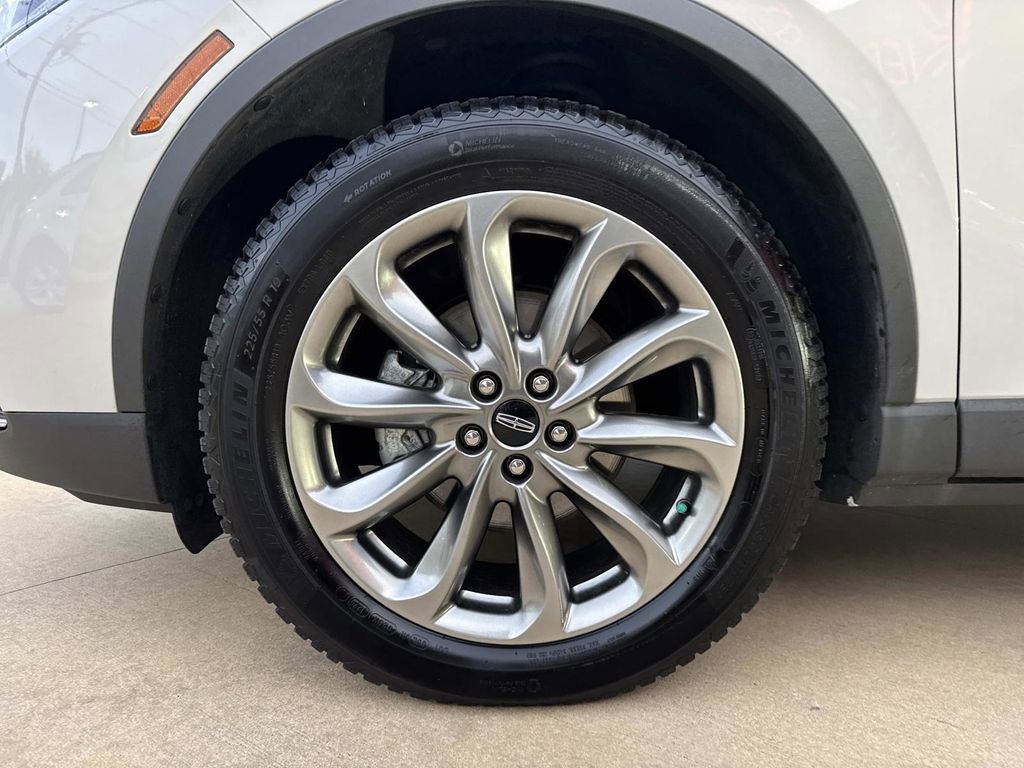 Certified 2021 Lincoln Corsair FWD w/ Premium Package image 6