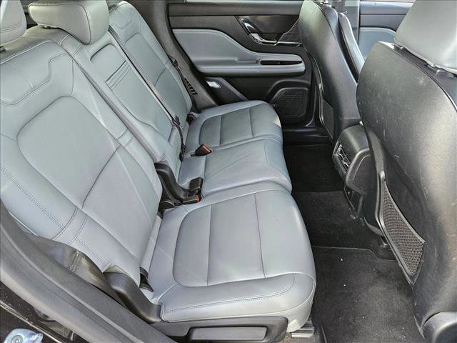 Used 2021 Lincoln Corsair Standard image 17