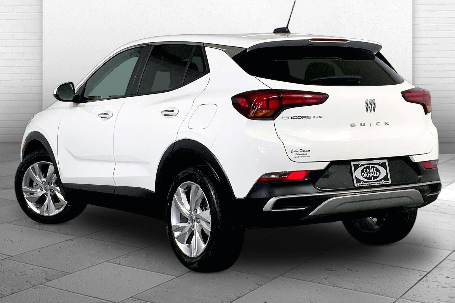 Used 2024 Buick Encore GX Preferred FWD image 11