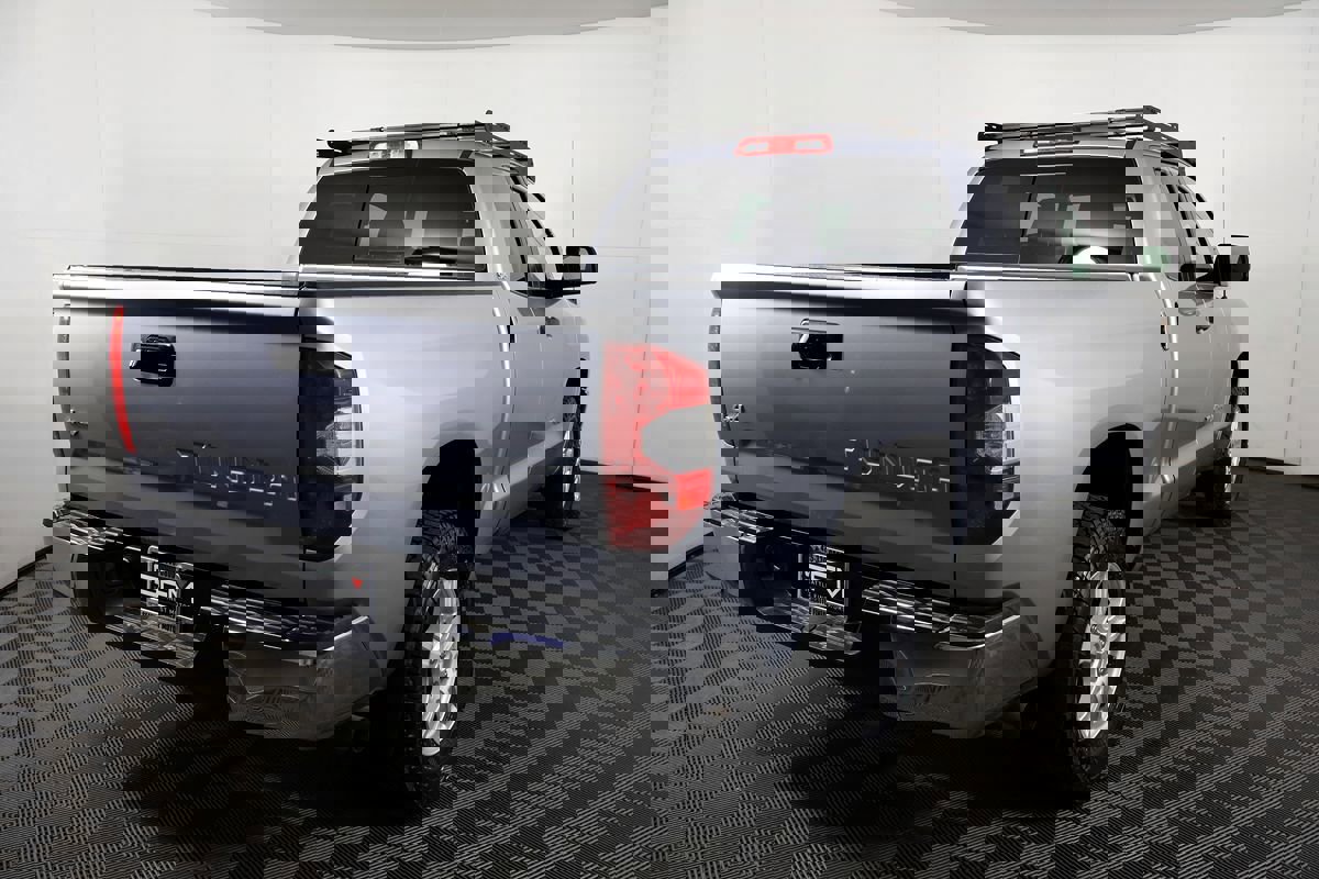 Used 2017 Toyota Tundra SR5 image 7