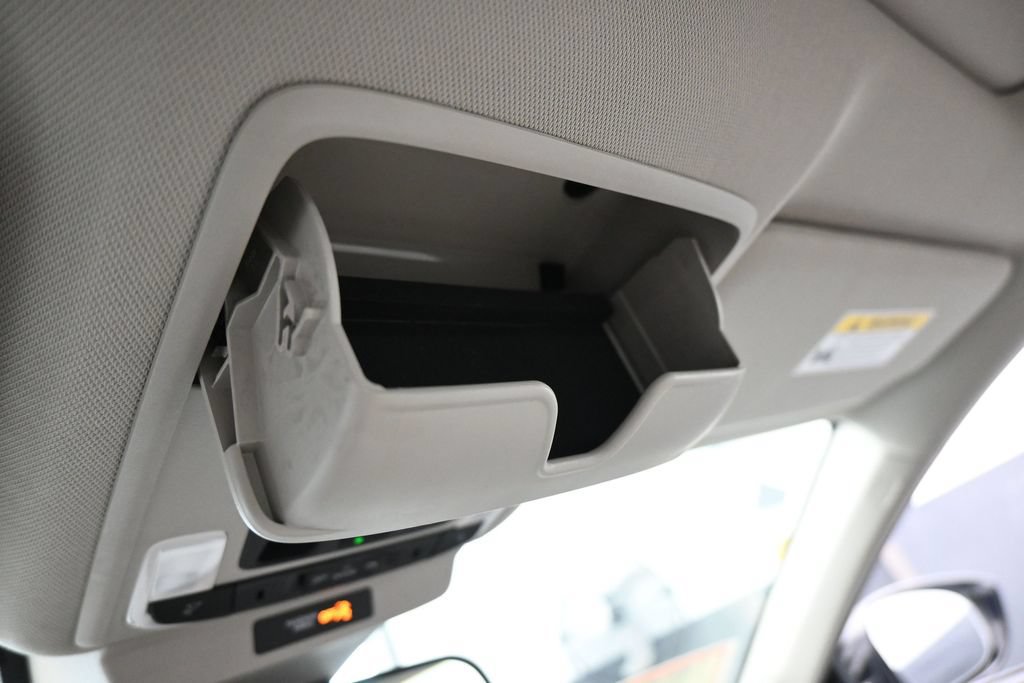 Used 2025 Honda Accord SE image 32