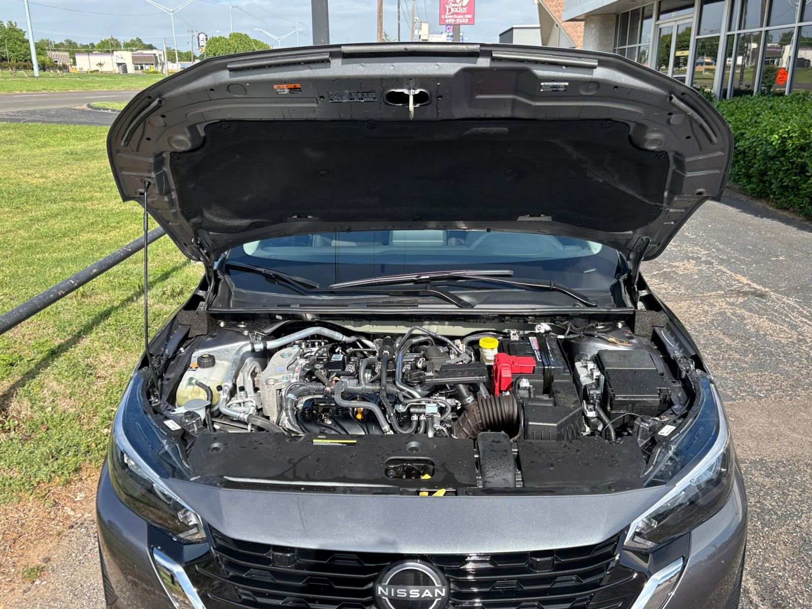 Used 2025 Nissan Sentra SV FWD image 30