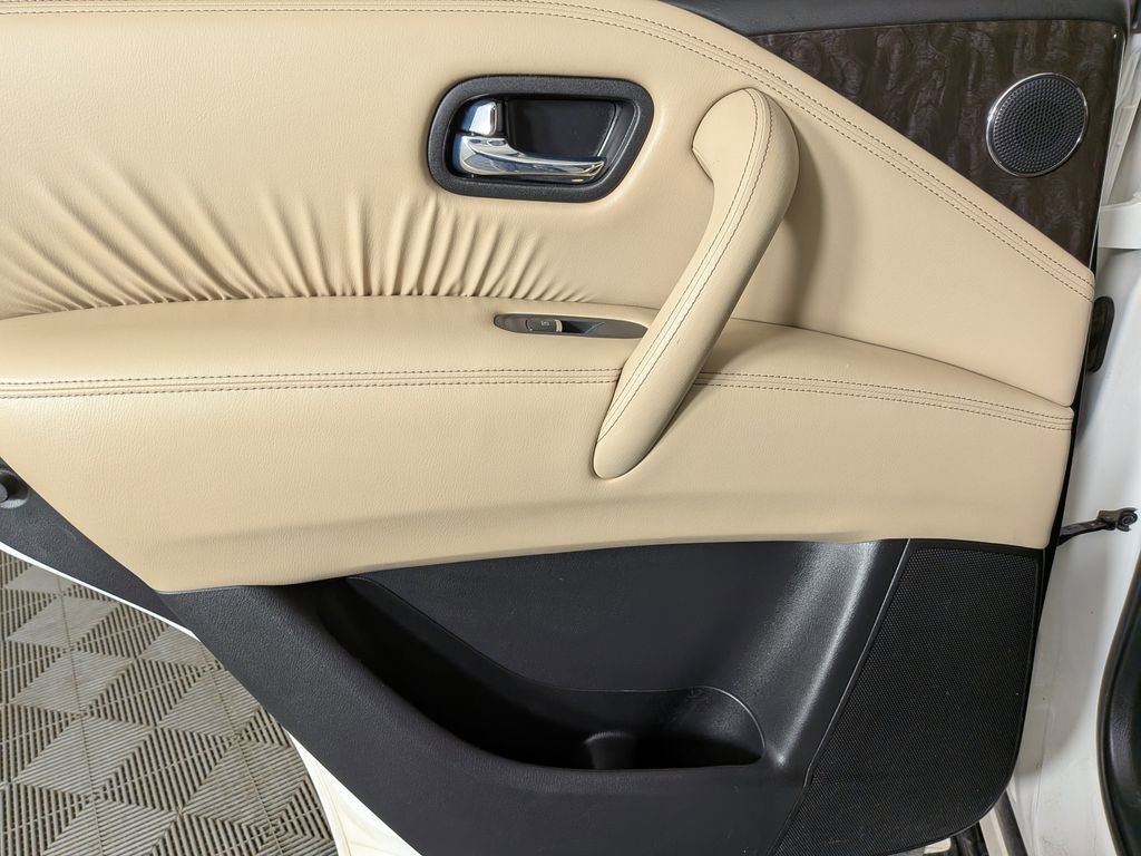 Used 2023 Nissan Armada Platinum w/ Captain's Chairs Package image 33