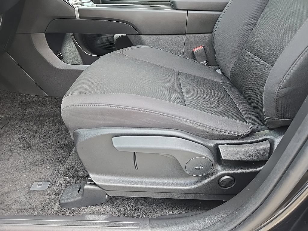Certified 2025 Hyundai Santa Fe SE FWD image 22