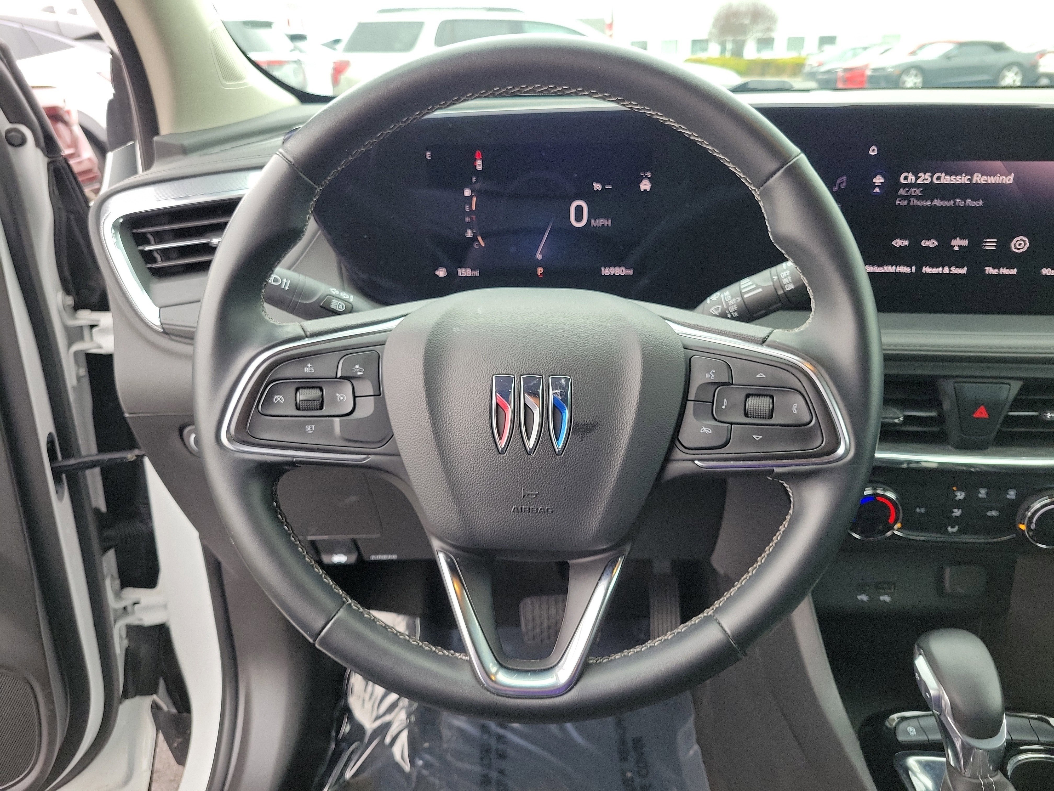 Used 2025 Buick Encore GX Preferred image 22