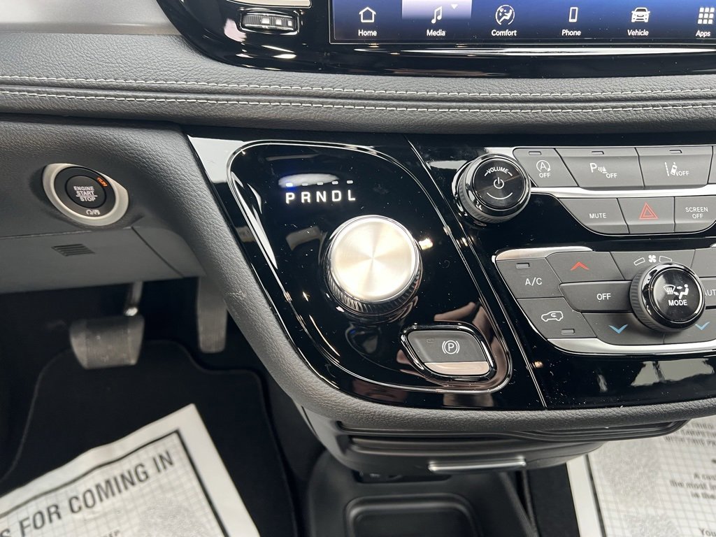 New 2026 Chrysler Pacifica Select image 12