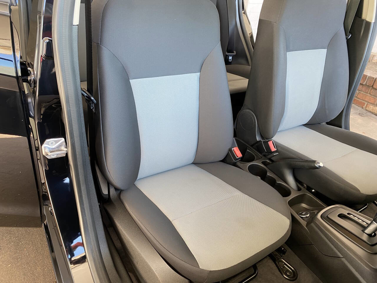 Used 2018 Ford Fiesta S image 35