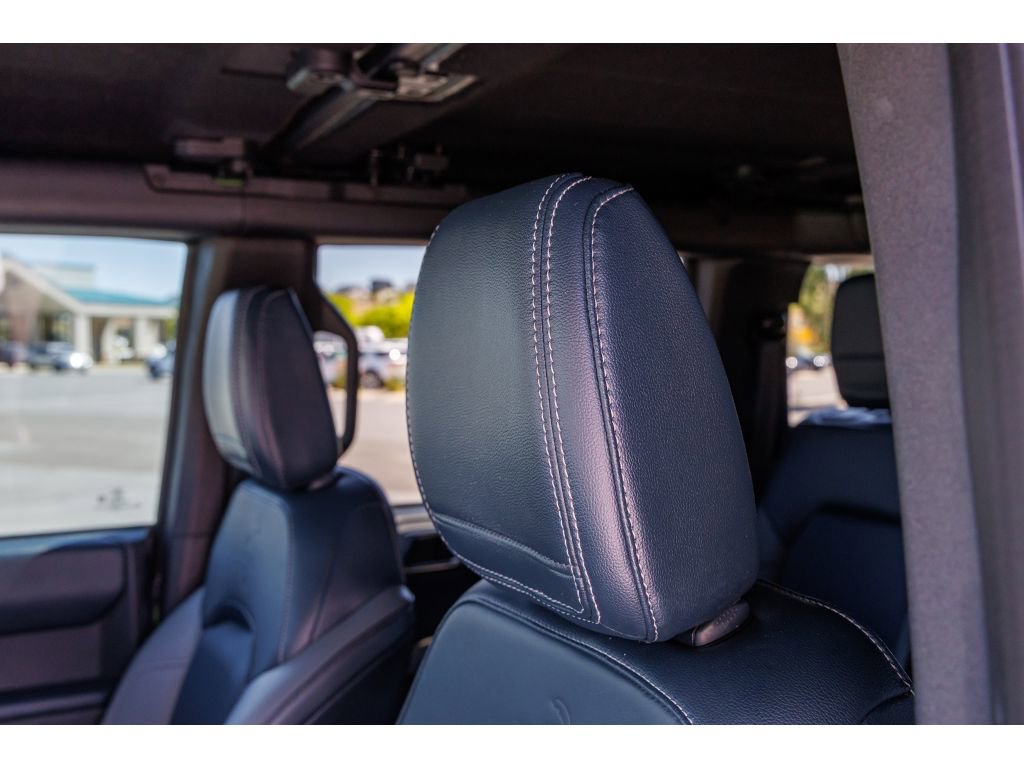 Used 2023 Ford Bronco Outer Banks AWD/4WD image 14