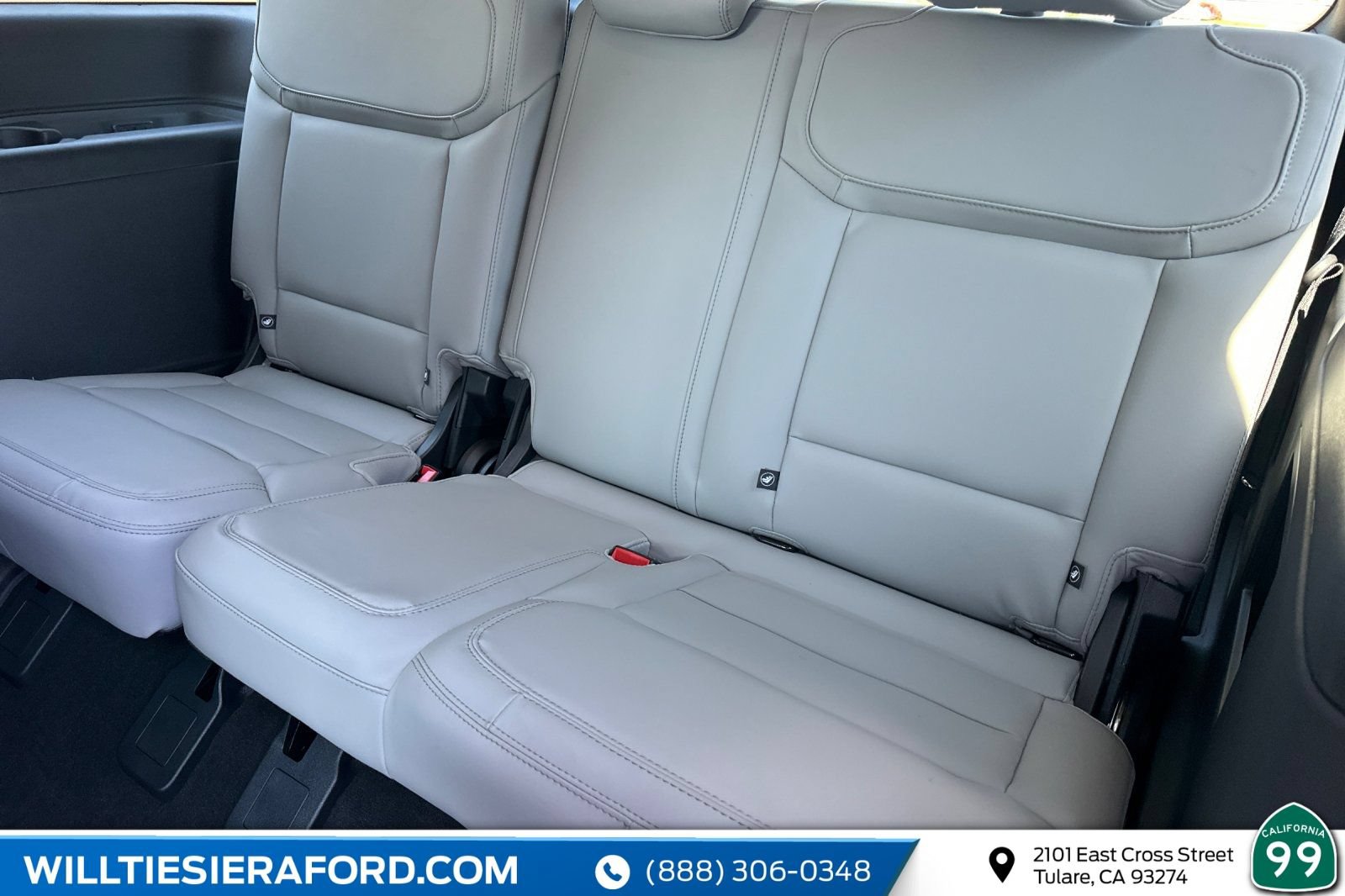 New 2026 Ford Expedition Active AWD/4WD image 16