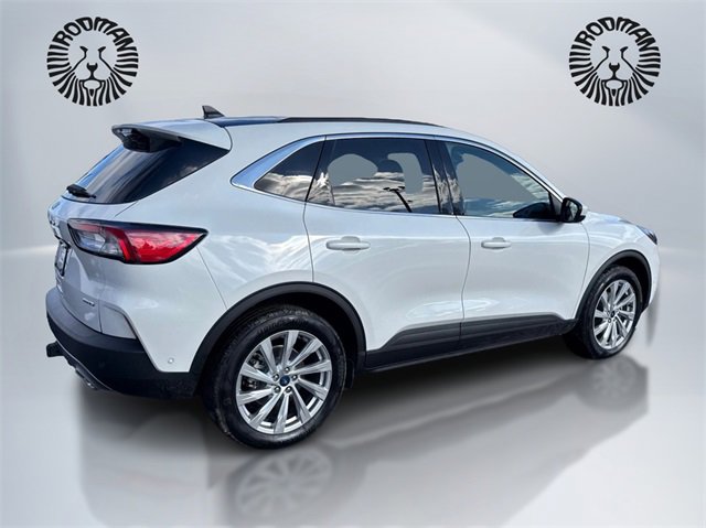 Certified 2021 Ford Escape Titanium w/ Titanium Elite Package image 5