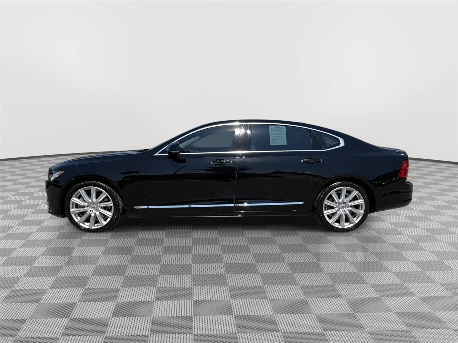 Used 2019 Volvo S90 T8 Inscription w/ Luxury Package AWD/4WD image 2
