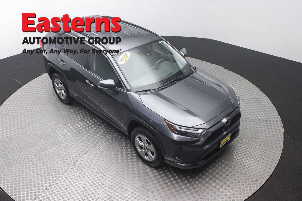 Used 2023 Toyota RAV4 XLE FWD image 3