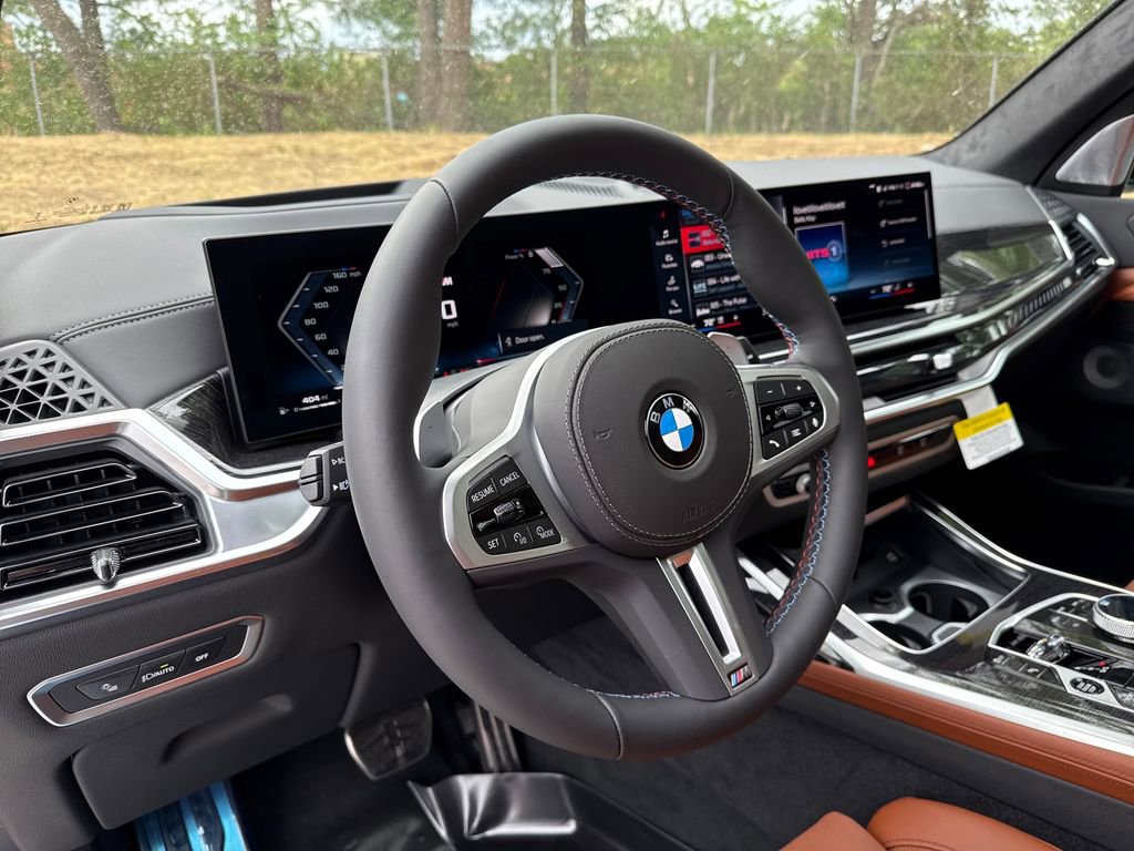 New 2026 BMW X7 M60i image 13
