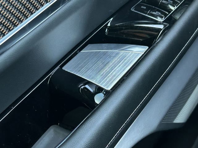 New 2026 Cadillac Vistiq Luxury image 25