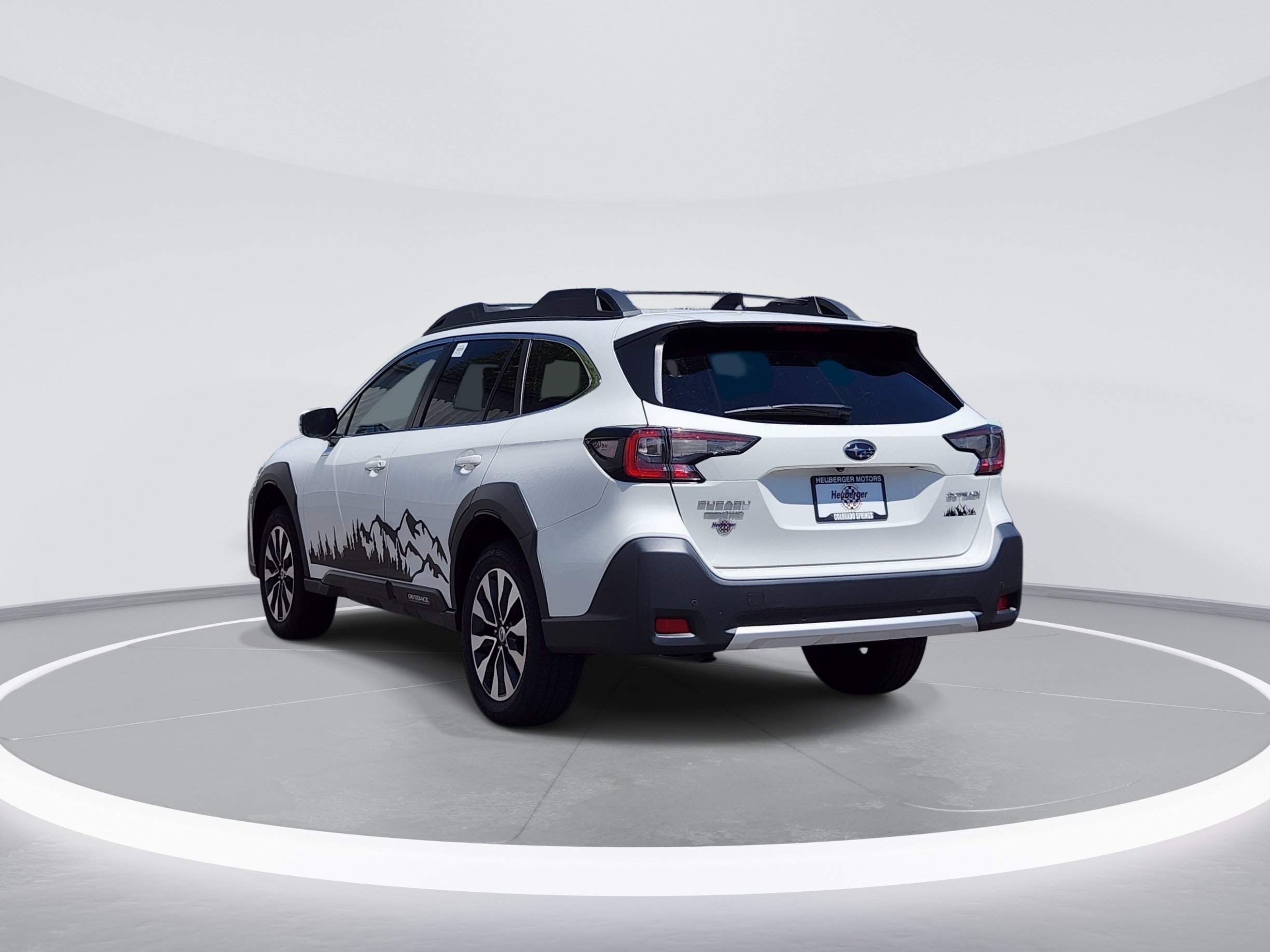 Used 2023 Subaru Outback Limited AWD/4WD image 7