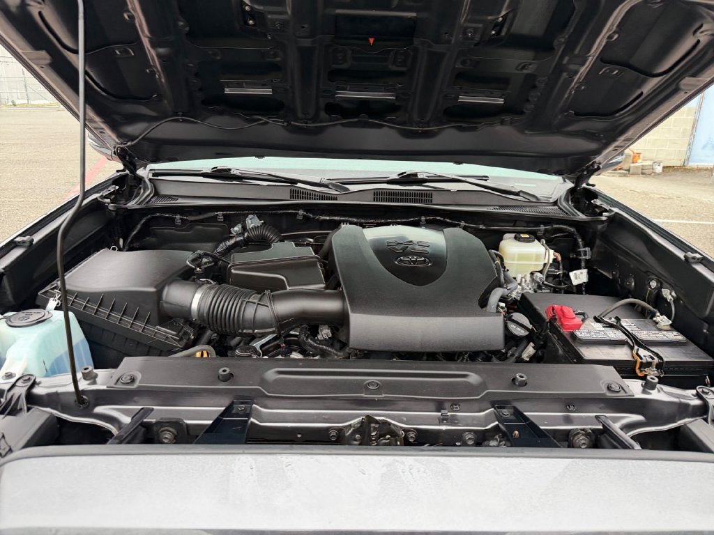 Used 2021 Toyota Tacoma TRD Pro AWD/4WD image 29