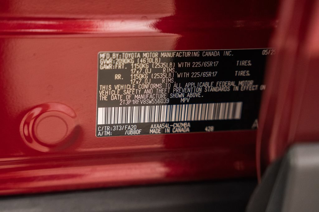 Used 2025 Toyota RAV4 XLE AWD/4WD image 37