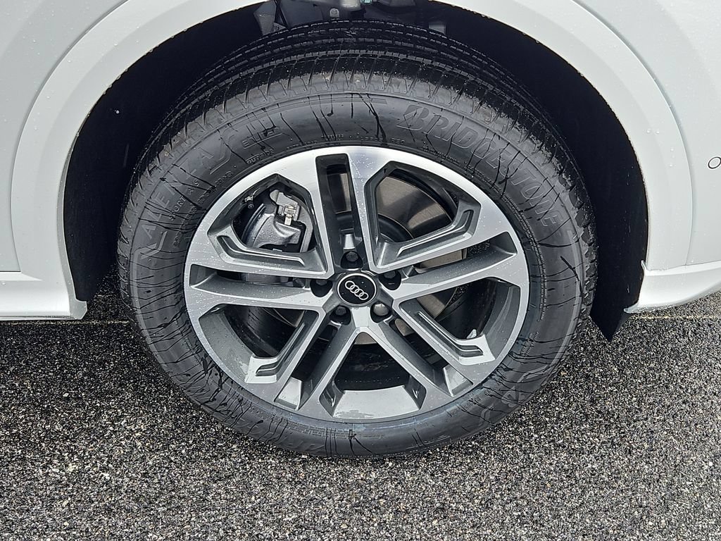 New 2026 Audi Q5 Premium AWD/4WD image 4