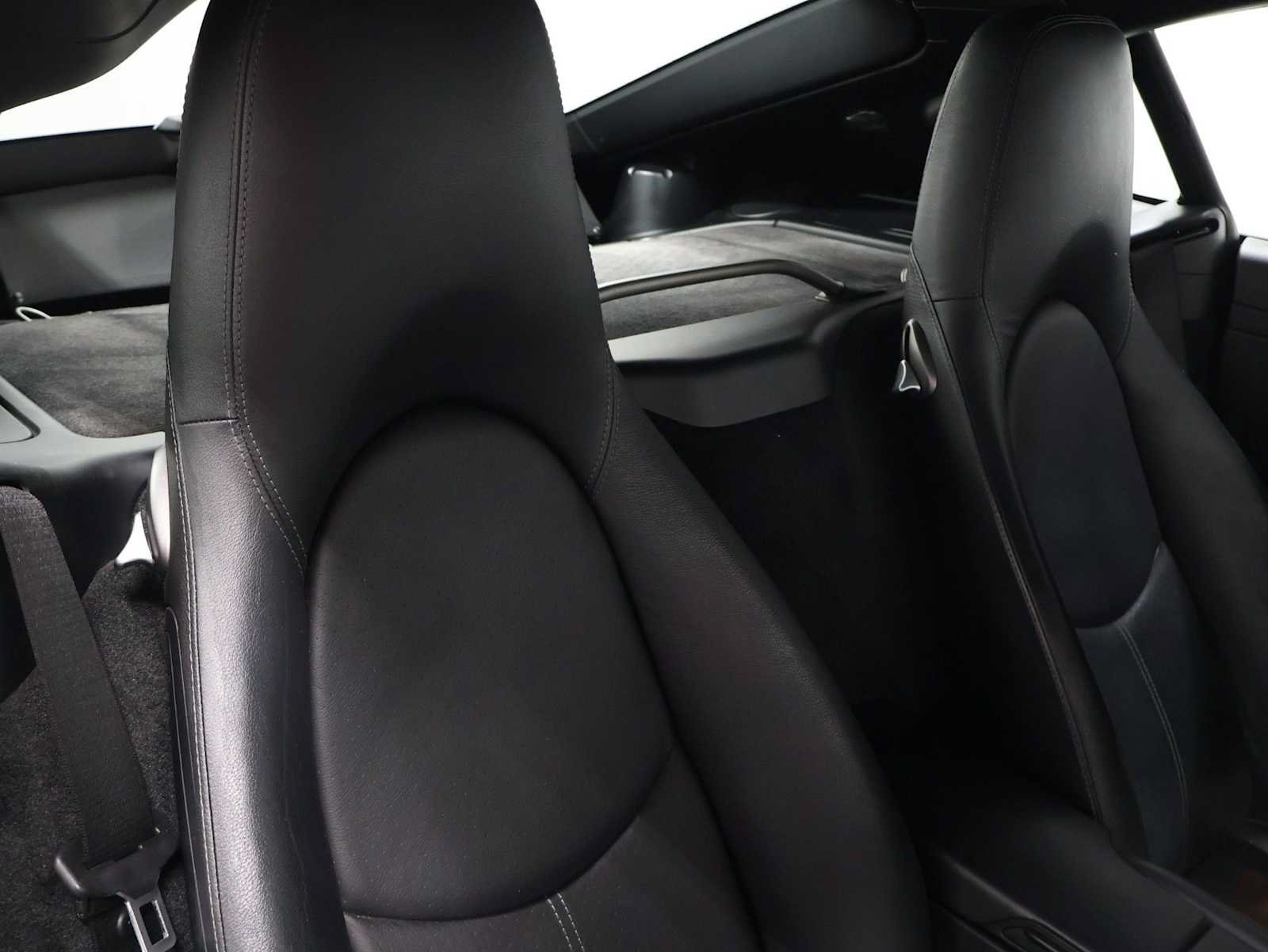 Used 2006 Porsche Cayman S RWD image 18