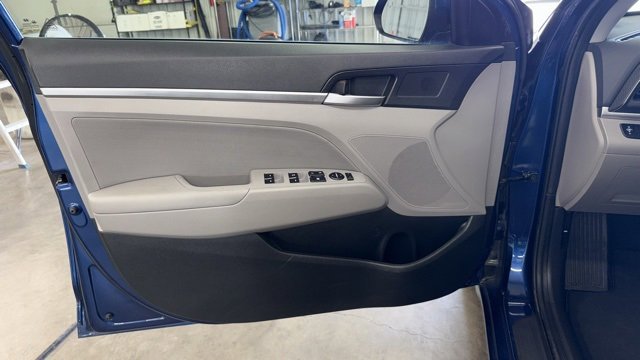 Used 2019 Hyundai Elantra SEL image 12