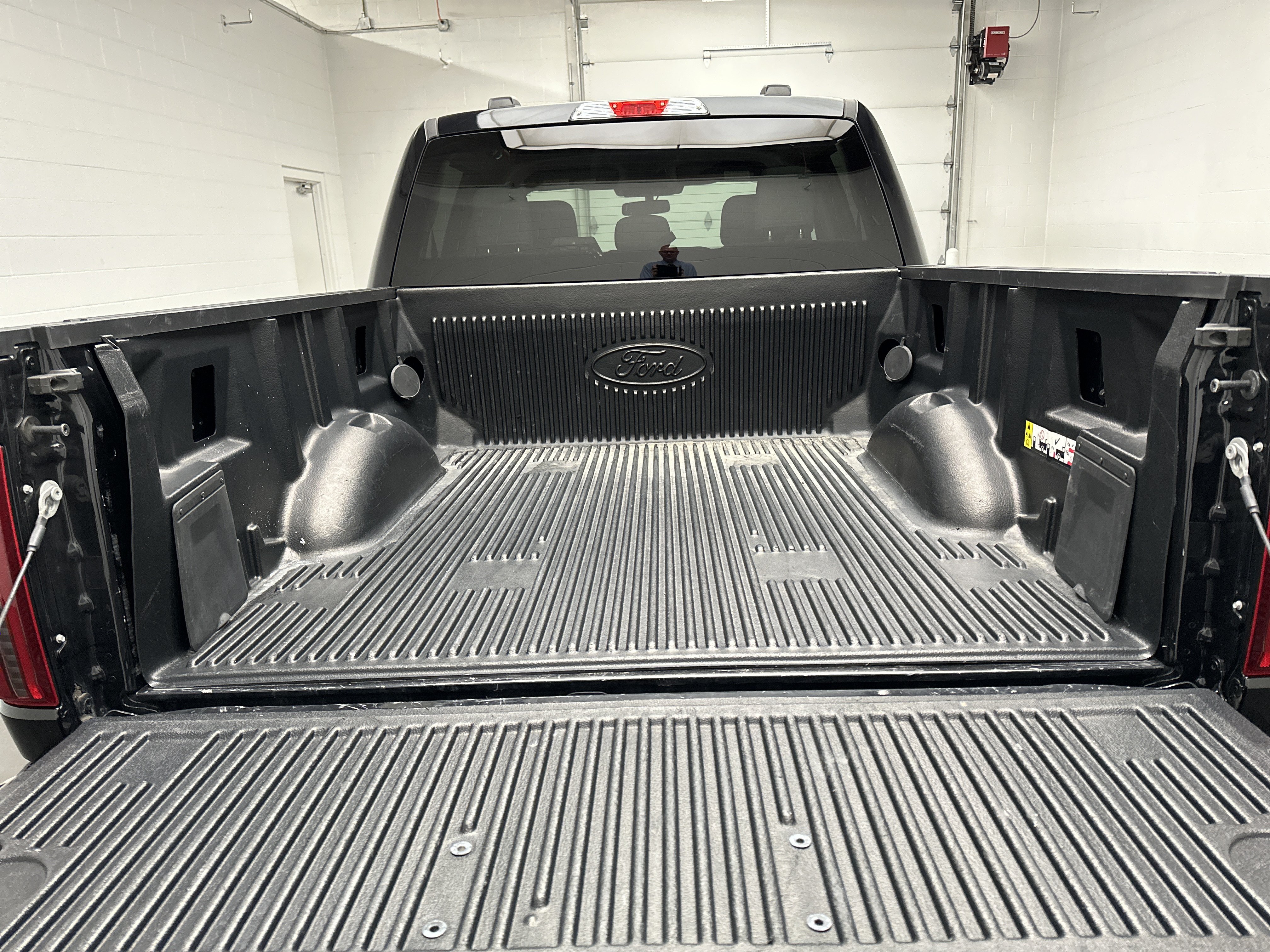 Used 2024 Ford F150 XLT AWD/4WD image 17