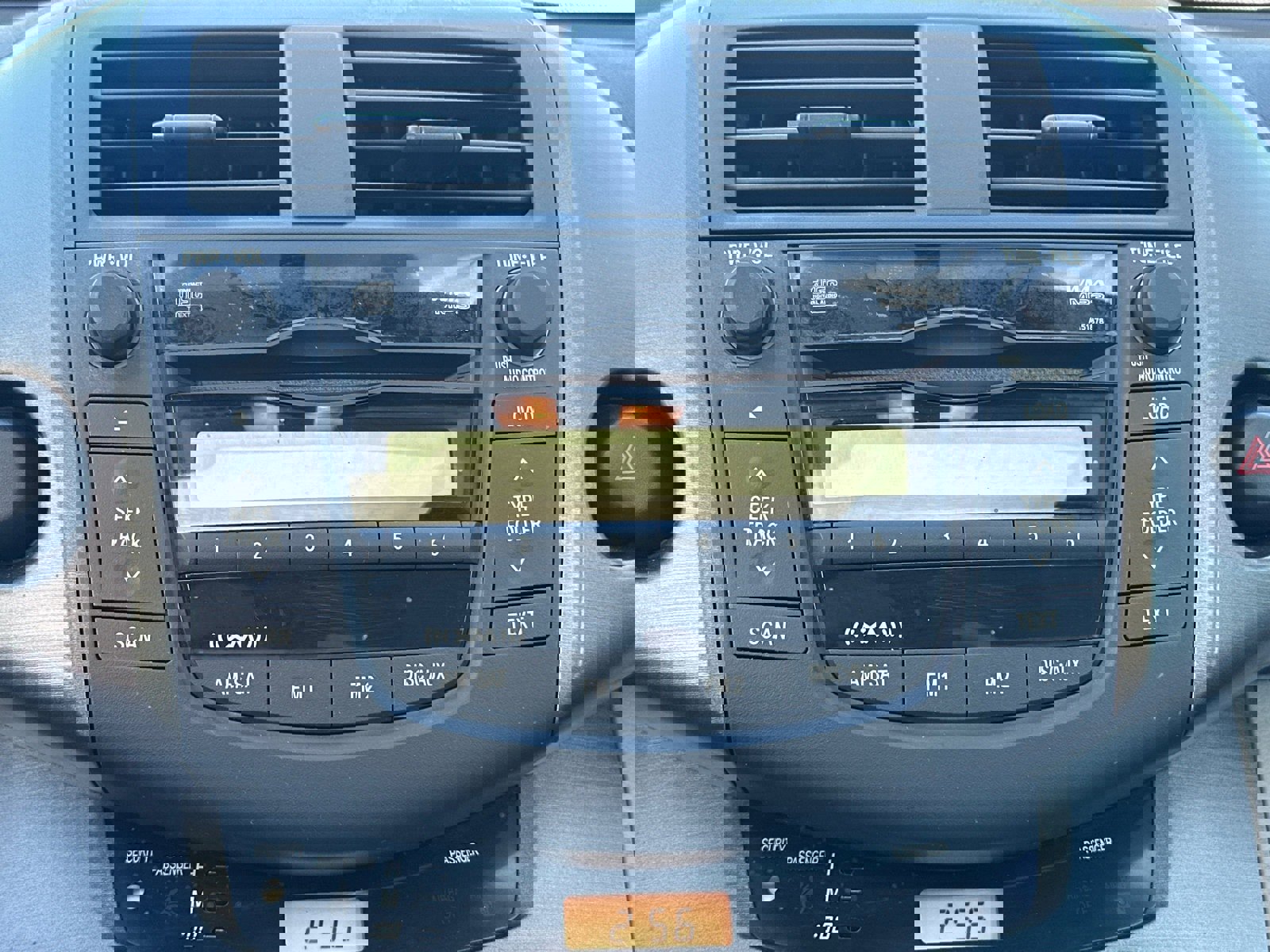 Used 2011 Toyota RAV4 2WD image 29