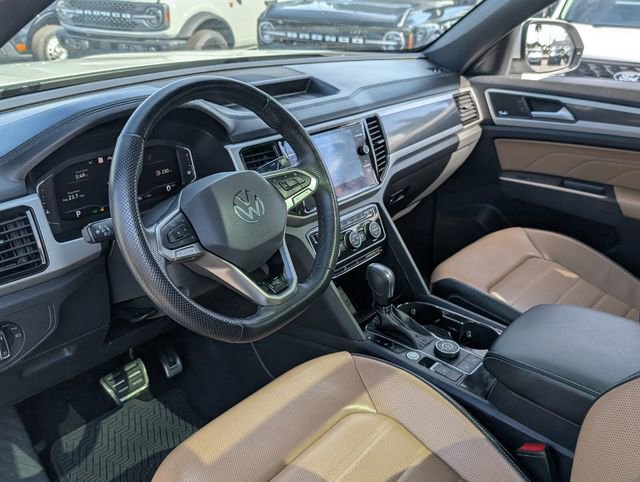 Used 2022 Volkswagen Atlas Cross Sport SEL Premium R-Line AWD/4WD image 10
