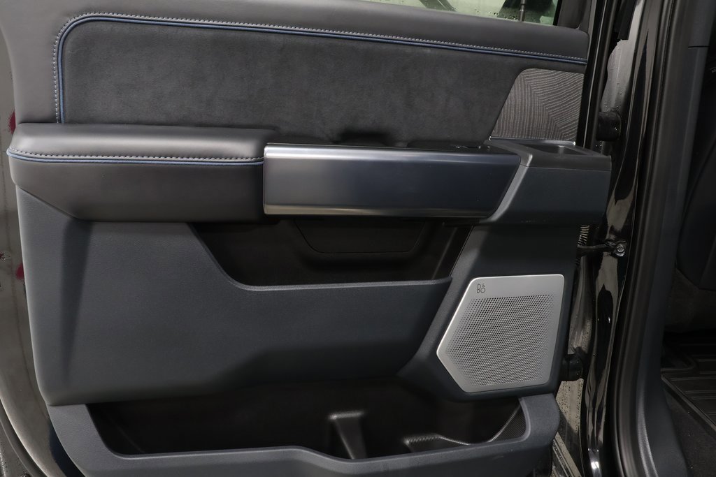 Used 2025 Ford F250 Platinum image 24