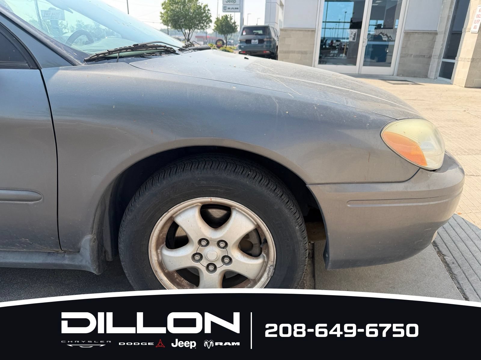 Used 2005 Ford Taurus SE FWD image 7