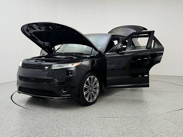 Certified 2024 Land Rover Range Rover Sport Dynamic SE AWD/4WD image 9