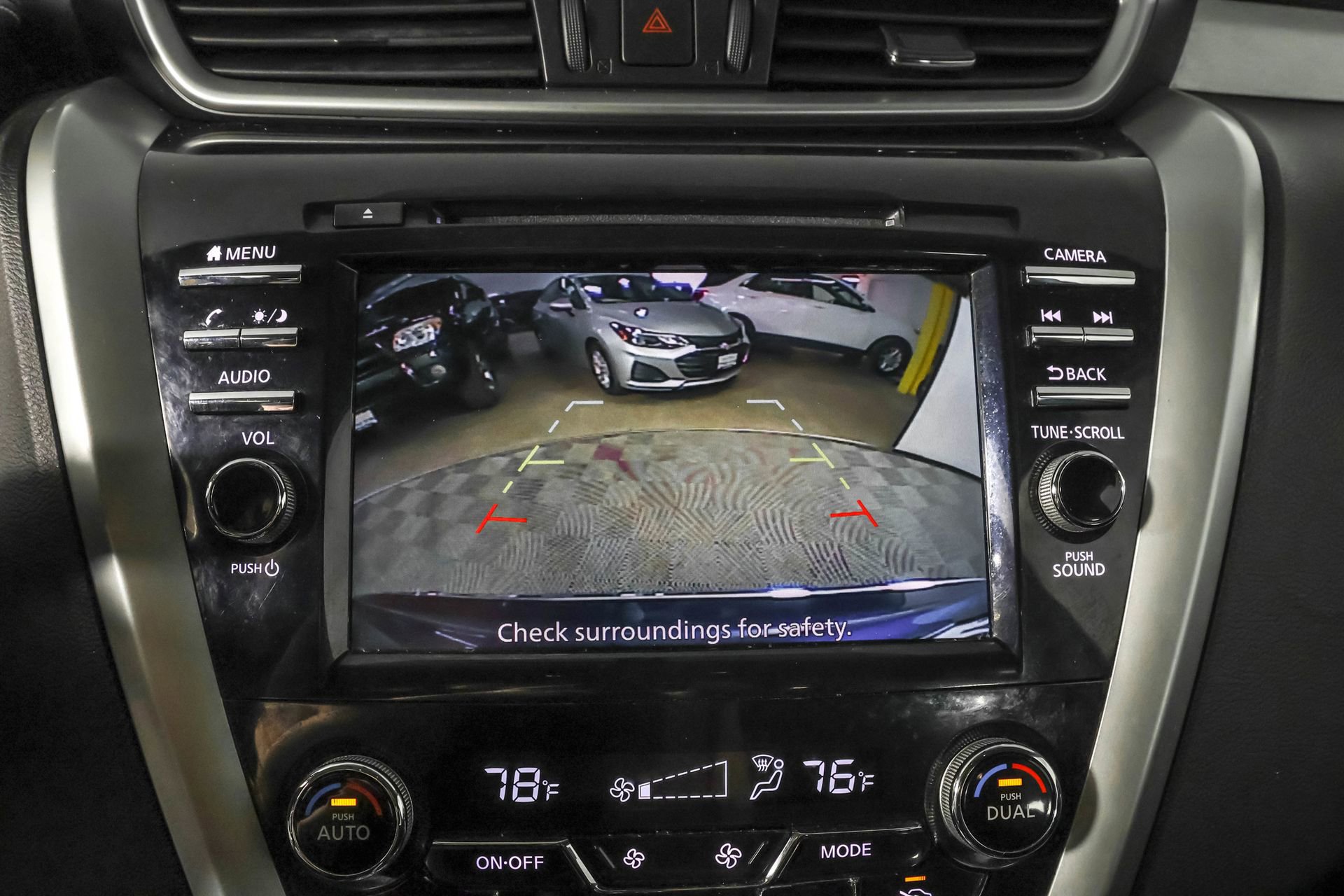 Used 2019 Nissan Murano S image 8