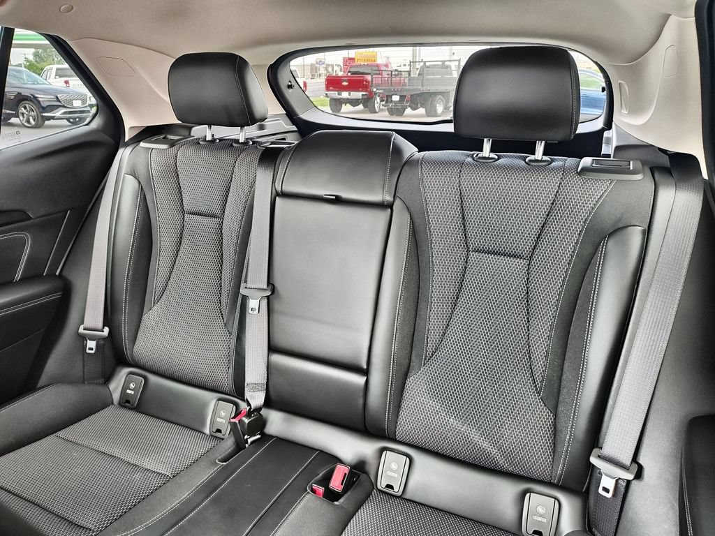 Used 2022 Buick Envision Preferred FWD image 25