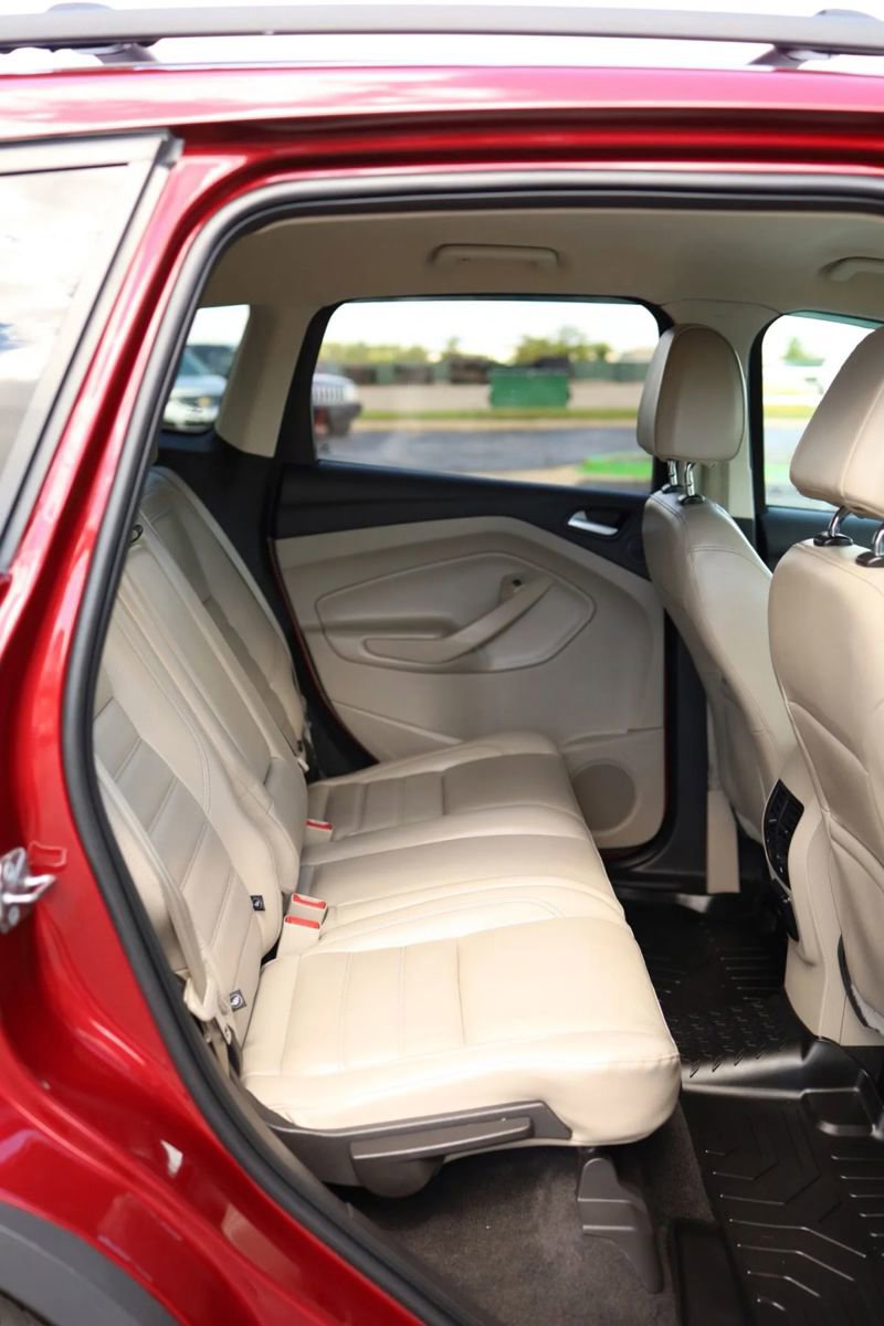 Used 2017 Ford Escape SE w/ SE Leather Comfort Package image 35