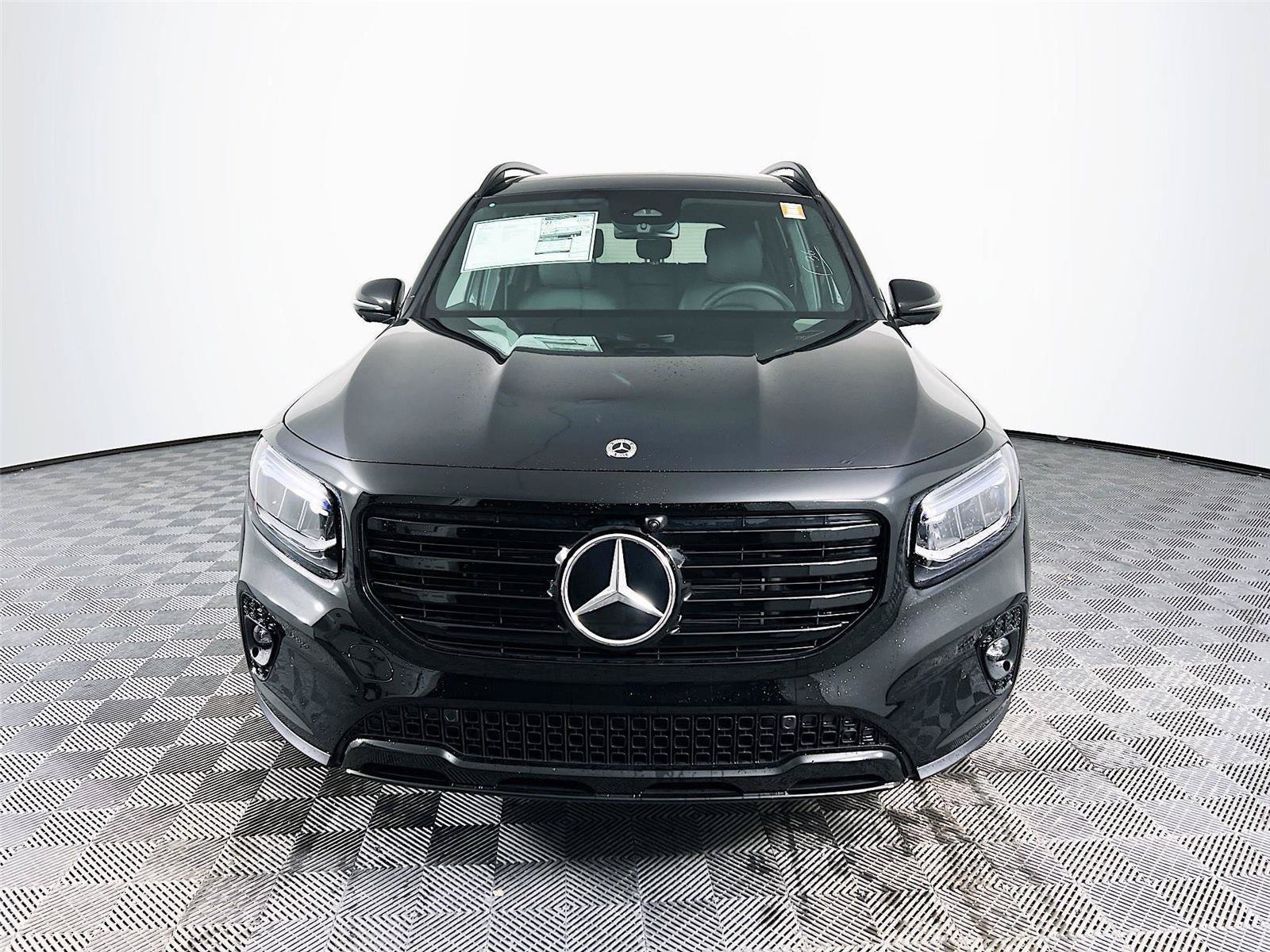 Certified 2026 Mercedes-Benz GLB 250 4MATIC image 9