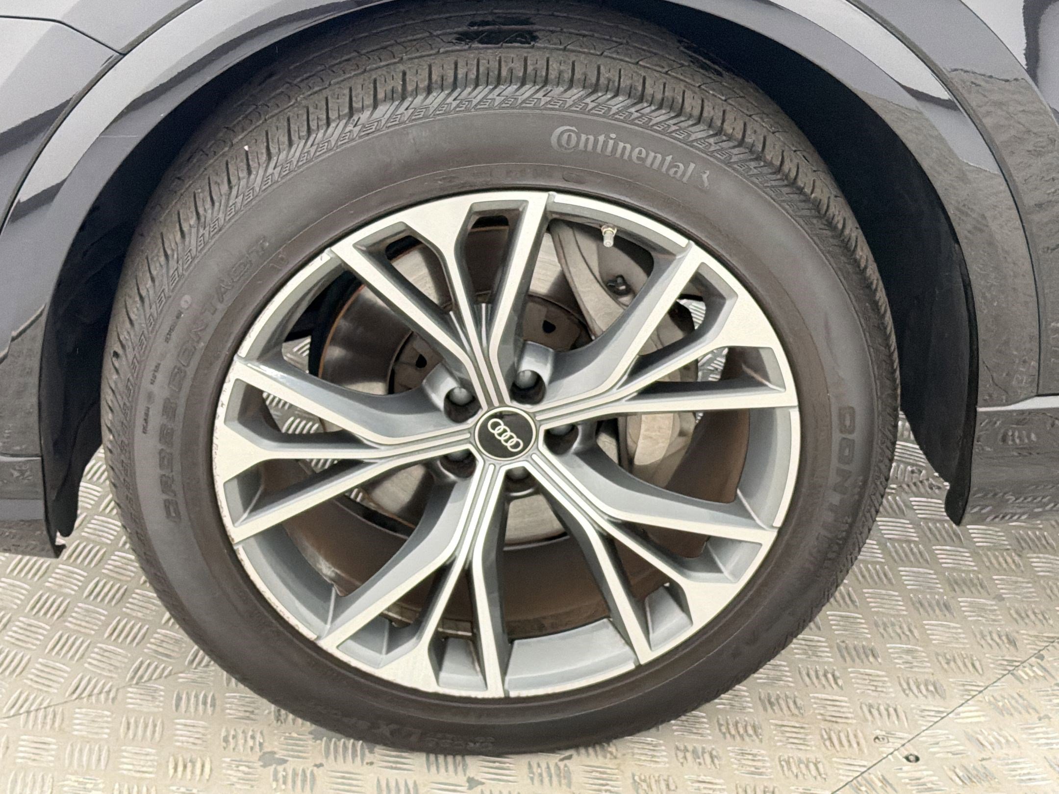 Used 2023 Audi Q8 Premium Plus w/ Premium Plus Package image 11